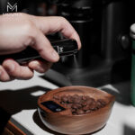 ⁦MUVNA Electronic Scale Coffee Bean Tray-Walnut⁩ - الصورة ⁦7⁩