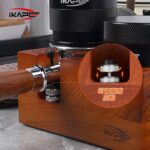 ⁦IKAPE ABS 7 in 1 Coffee Tool Organiser Suitable for 51/54/58mm portafilter-wood⁩ - الصورة ⁦4⁩